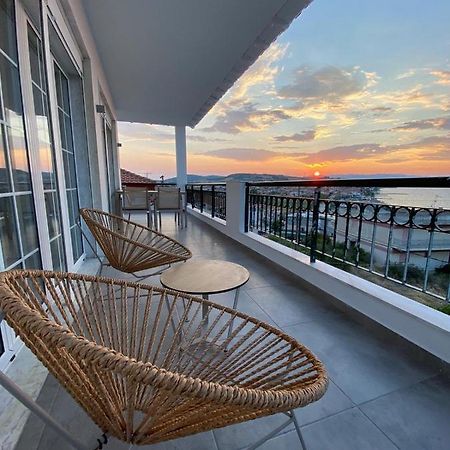 Villa Eleni Greece - Wonderful Sea View Studios Nea Roda Zewnętrze zdjęcie
