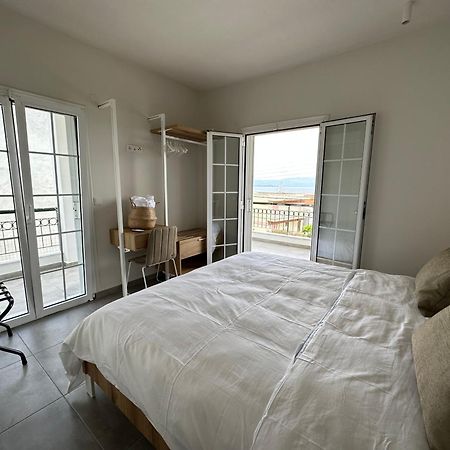 Villa Eleni Greece - Wonderful Sea View Studios Nea Roda Zewnętrze zdjęcie
