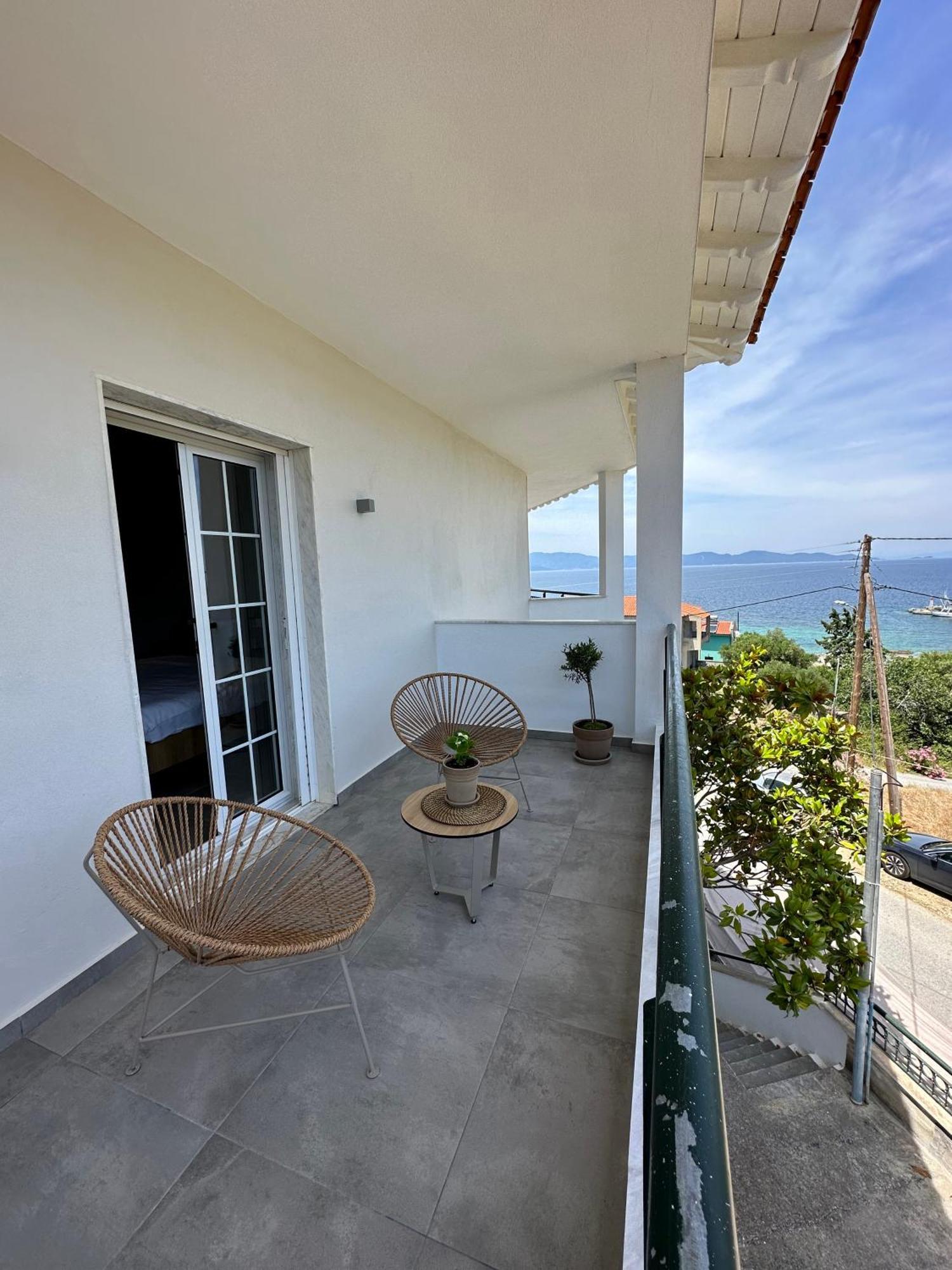 Villa Eleni Greece - Wonderful Sea View Studios Nea Roda Zewnętrze zdjęcie